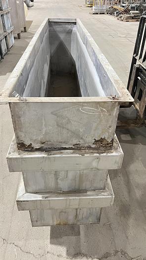 Used 128" 20" x 42" D 