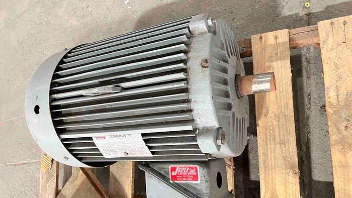 Used LINCOLN ELECTRIC-20HP-Motor-Item#693