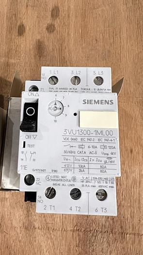 Used SIEMENS- Circuit Breaker