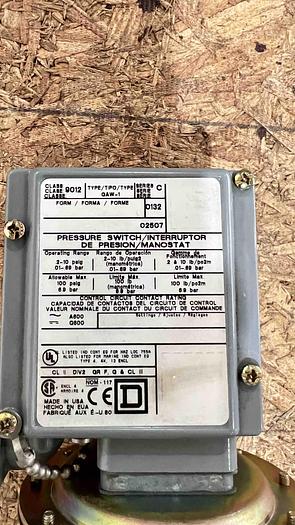 Used SQUARE D/ Pressure Switch Interrupter-Item#653