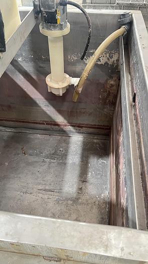 Used SS 48 x 48 x 46 Deep