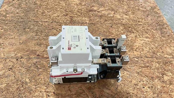 CUTLER-HAMMER 3 Pole Motor Control (NEW)-Item#645