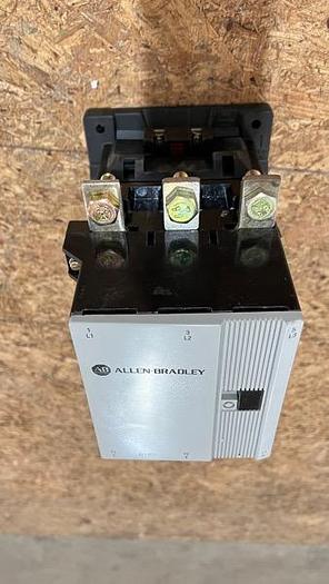 ALLEN-BRADLEY/ Contactor-Item#643