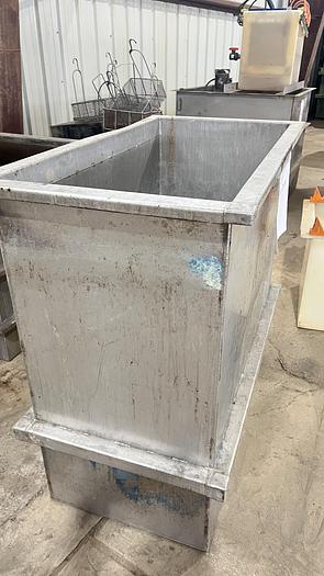 Used SS 48 x 24 x 48 Deep