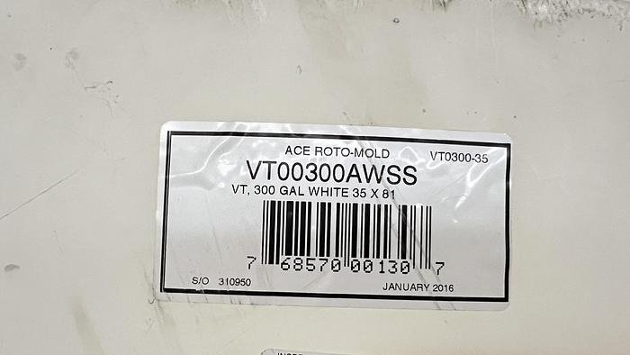 Used 300 Gallon Poly 