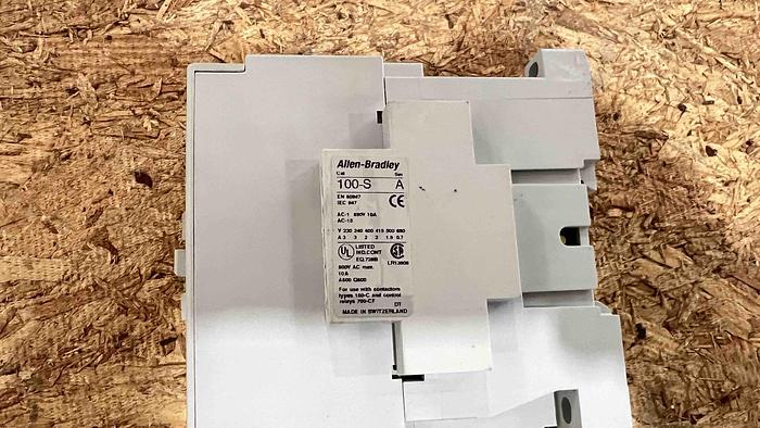 Used ALLEN BRADLEY Contactor-Item#650