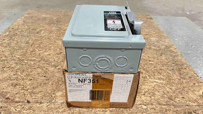 Used SIEMENS Enclosed HD Switch-Item#725