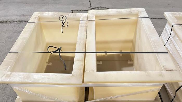 Used Poly-18x30-(QTY 4)-Item#847