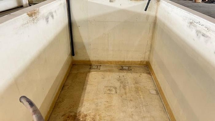 Used 1" Poly-132x77x64-Item#843