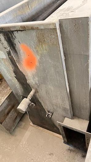 Used Insulated SS- 112x32x43-Item#830