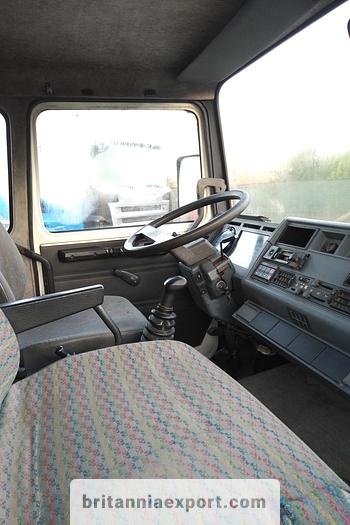 Used 1991 RENAULT Midliner M140.13 6 cylinder 13 ton curtainsider