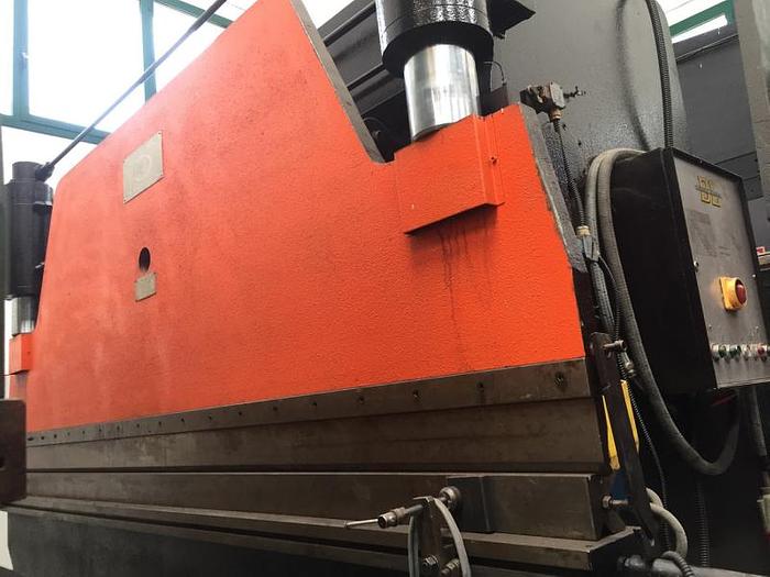 Usato PIEGATRICE BL IDRAULICA 3000 X 80t