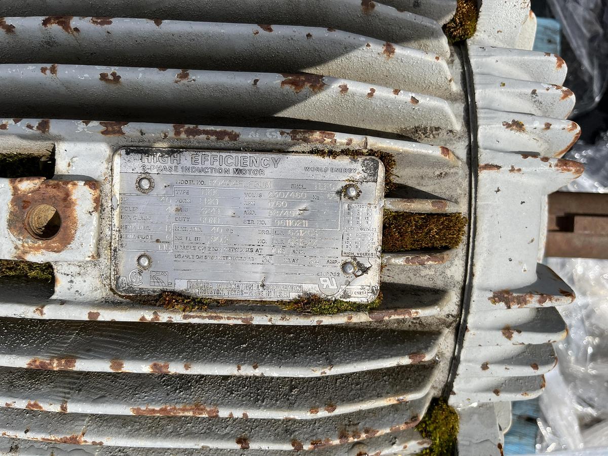 Used Toshiba B0404FLF3UM