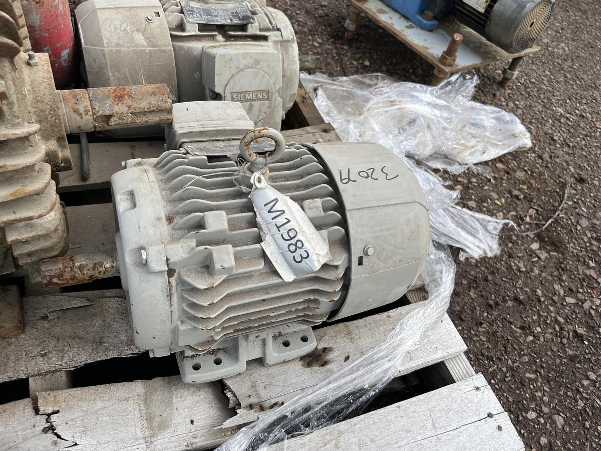 Used Siemens 1LEEE11CB313AA3