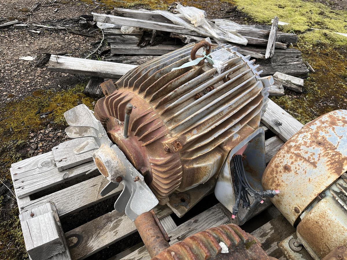 Used Toshiba B0404FLF3UM01