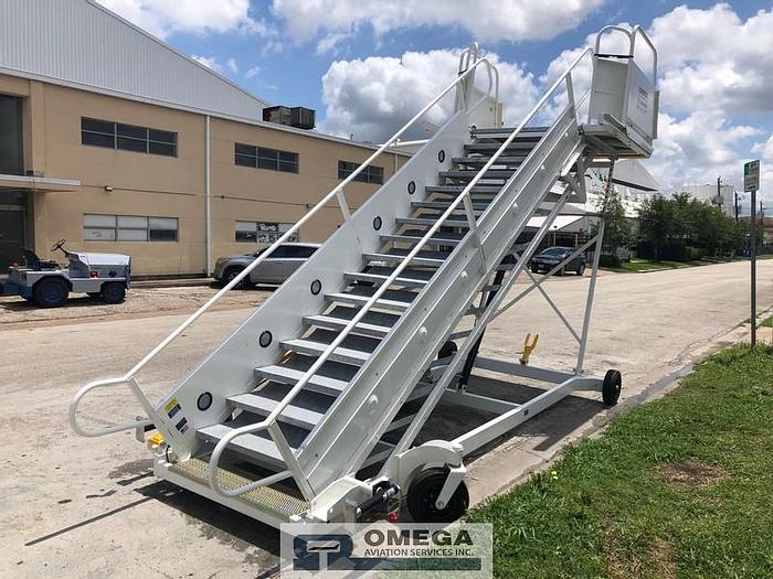 2025 Clyde Passenger Stairs. Model 15F2820