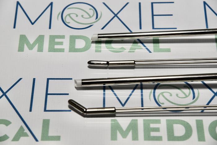 Used GYRUS ACMI 24 Fr and 26 Fr Obturator and Sheath; EMRS-24B, ETOR-24B, EMRS-26B, ETOR-26B
