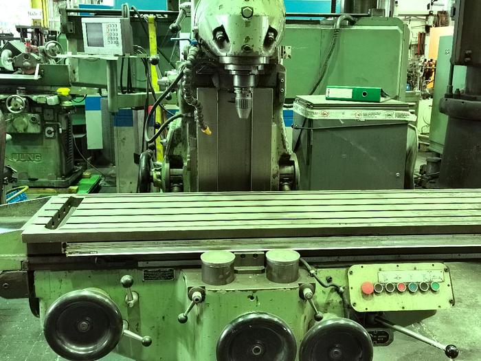 Gebraucht 1986 Universal Fraesmaschine HURON MU 6
