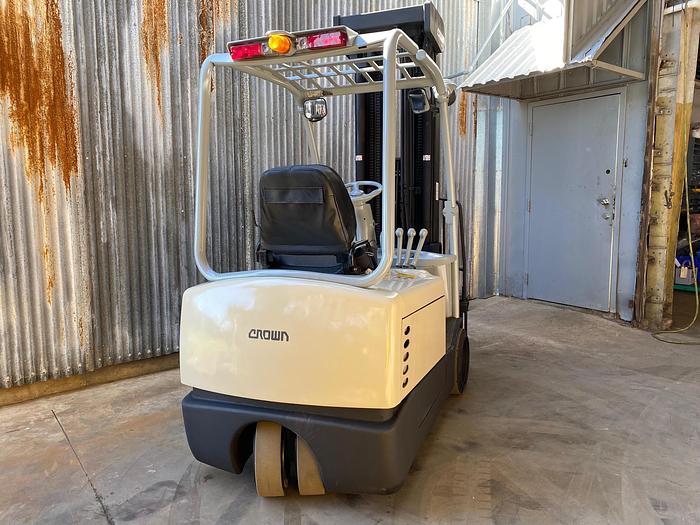 Refurbished Rare: 282" of Lift --> 2006 Crown SC4040-40