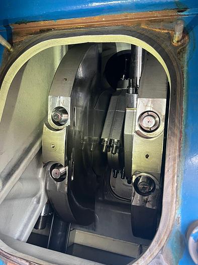 Promoted Wartsila W18V32 with ABB generator excellent condition very low hours.