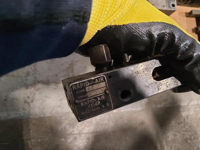 Used Assorted Rapid Air Feeds in various conditions for parts
