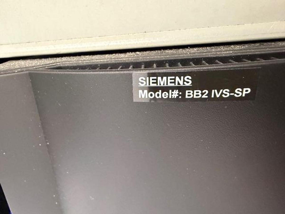 Used Siemens Axiom Artis zee Multi-Purpose Lab