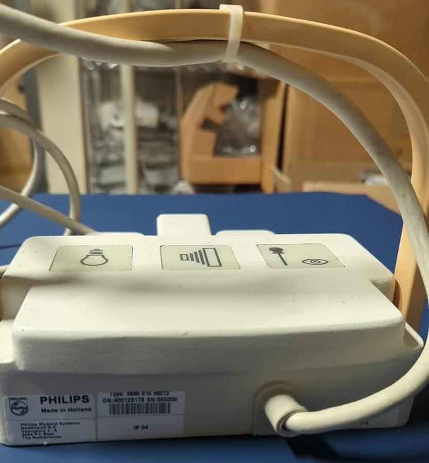 Used Philips 989601040072 Footswitch