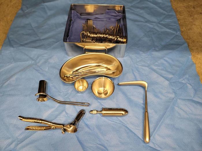 Used HEMORRHOIDECTOMY SURGICAL INSTRUMENTS SET