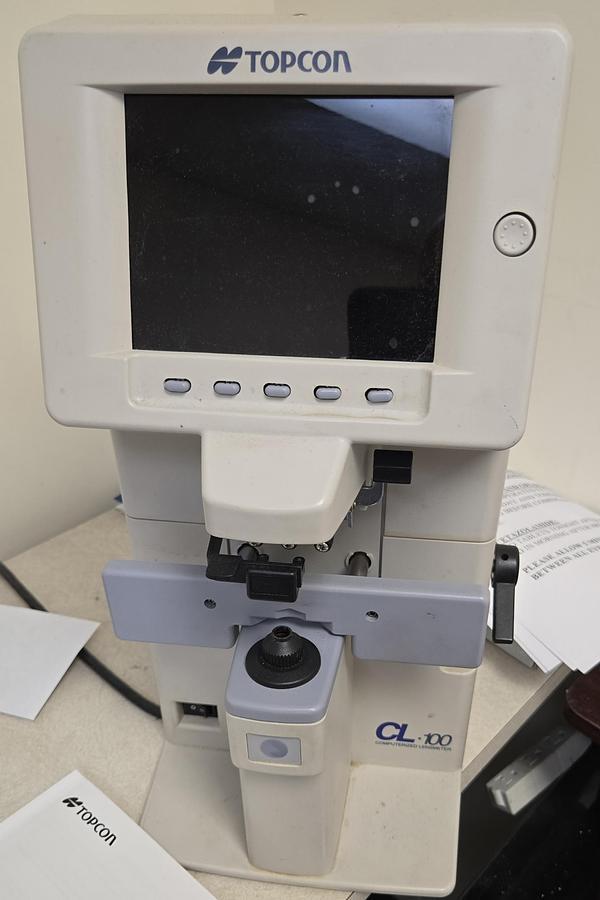 Used TOPCON CL-100 Computerized Lensmeter