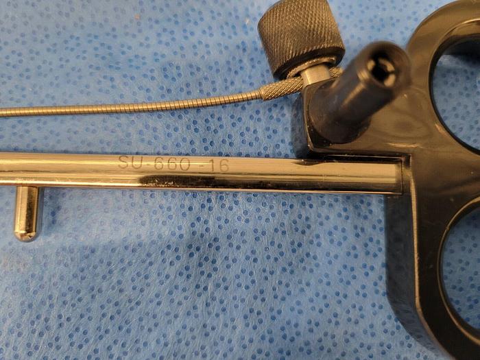Used V. Mueller SU-660-16 Frankfeldt Rectal Snare (35.6cm length)