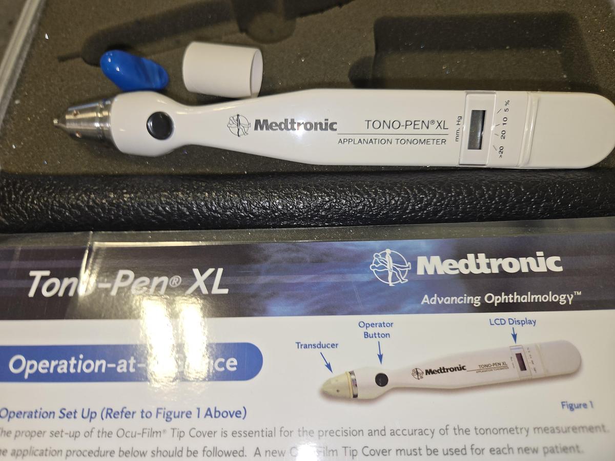 Used Medtronic TONO-PEN XL Applanation Tonometer