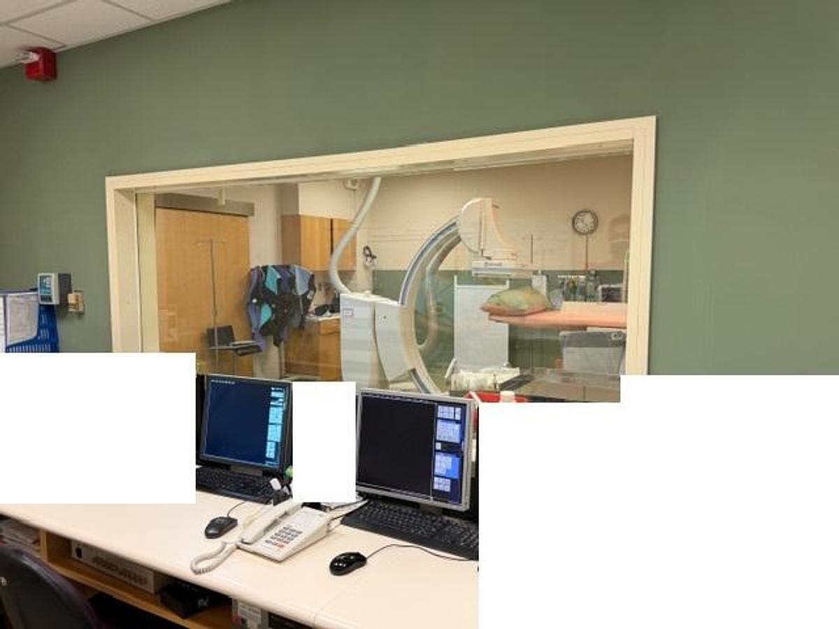Used Siemens Axiom Artis zee Multi-Purpose Lab