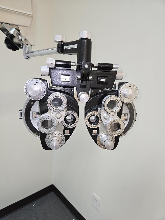 Used American Optical 11625 Phoroptor Refractor