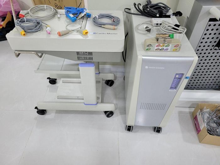 Used NIHON KOHDEN RMC-4000 CARDIO MASTER HEMODYNAMIC Cath Lab Monitoring System