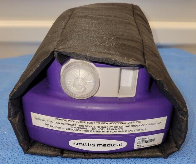 Used SMITHS MEDICAL 8401 CAPNOCHECK II W/ CHARGER