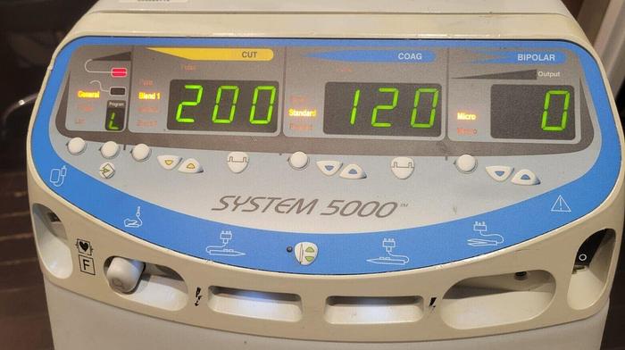 Used CONMED System 5000 ESU 60-8005-001 W/Mobile Pedestal & Footswitch