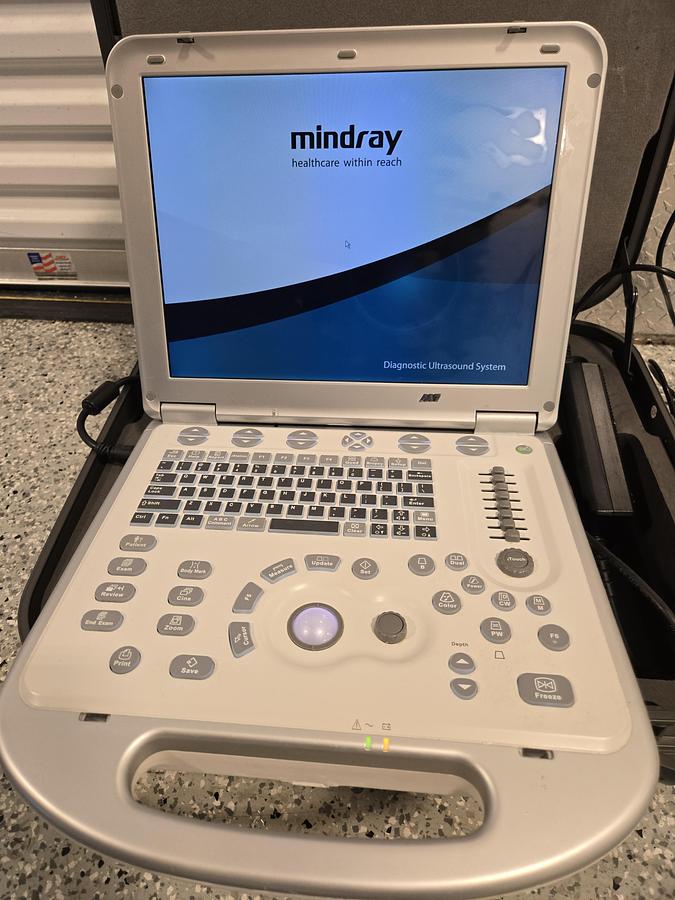 Used Mindray M7 Ultrasound System - 3 Transducers & Carry Case