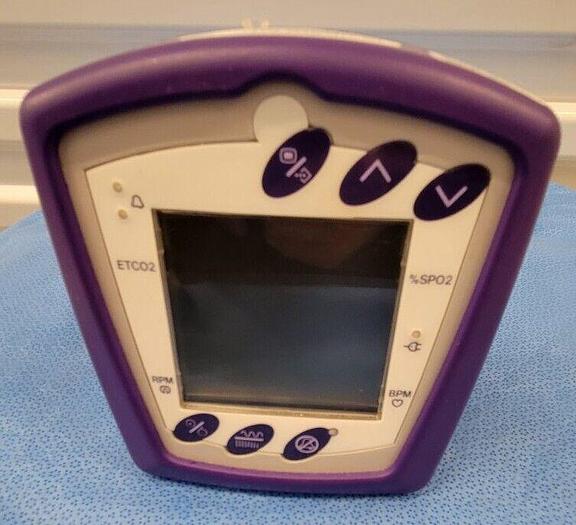 Used SMITHS MEDICAL 8401 CAPNOCHECK II W/ CHARGER