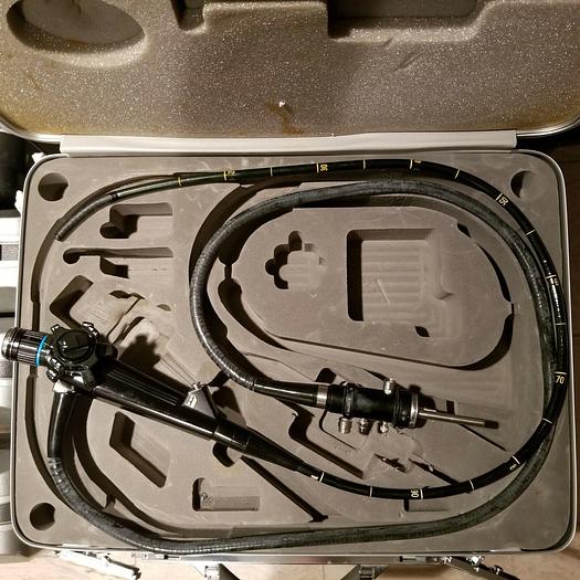 Used OLYMPUS GIF-XQ10 Gastroscope w/Carry-Case
