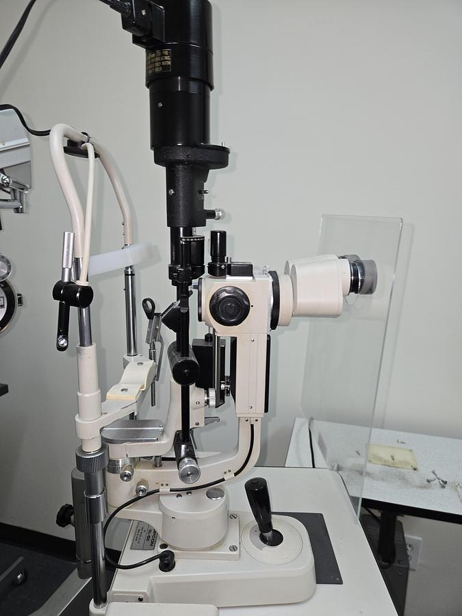 Used TOPCON SL-6E Slit Lamp