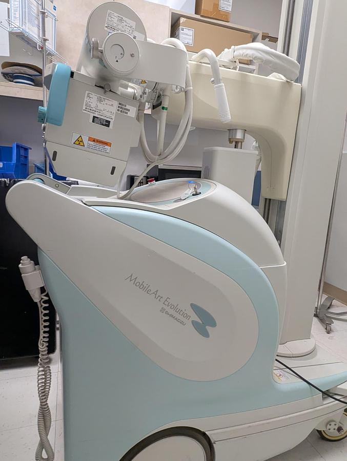 Used SHIMADZU Mobile Art Evolution Portable X-Ray
