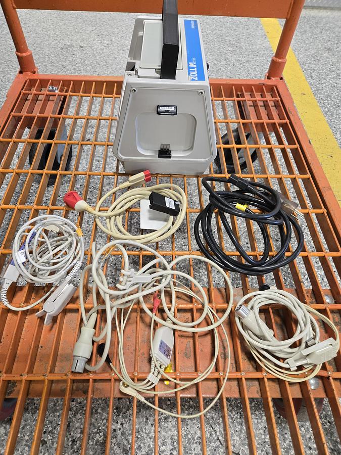 Used ZOLL M Series Biphasic Defibrillator / Monitor