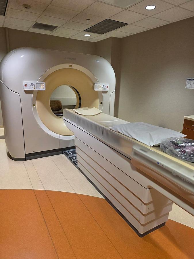 Used Philips INGENUITY 128-slice CT Scanner System