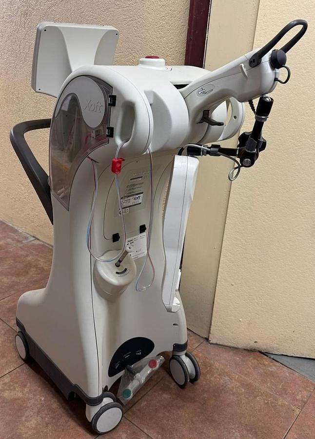 Used Xoft Axxent 110 Controller - IORT Brachytherapy System