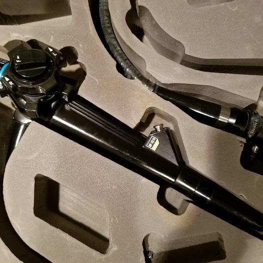 Used OLYMPUS GIF-XQ10 Gastroscope w/Carry-Case