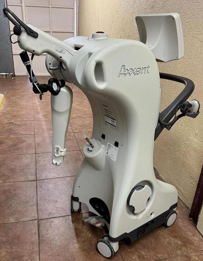 Used Xoft Axxent 110 Controller - IORT Brachytherapy System