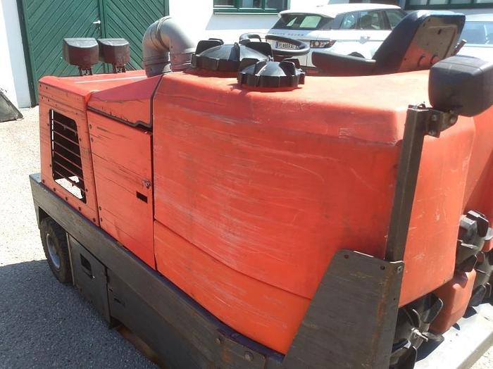 Gebraucht Kehr- und Scheuersaugmaschine, Comander C82, Powerboss,  gebraucht