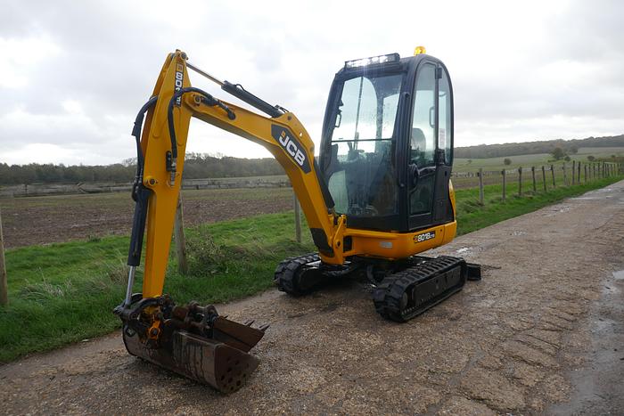 Used 2013 JCB 8018 CTS