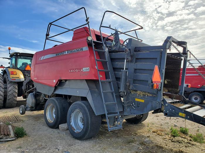 Used 2012 Massey Ferguson 2190 Cutter Baler