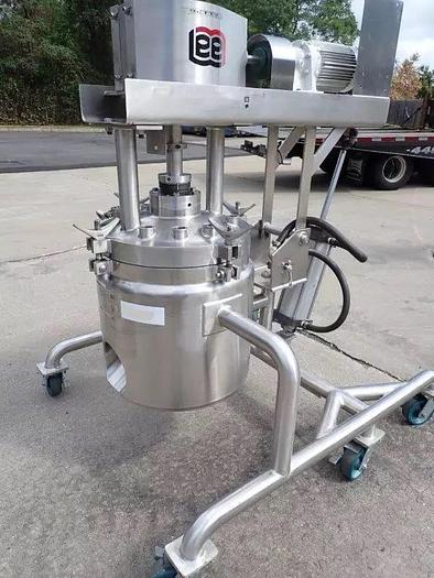 Used 10 GALLON LEE VACUUM DOUBLE MOTION AGITATED KETTLE - S/S - 100 PSI JACKET